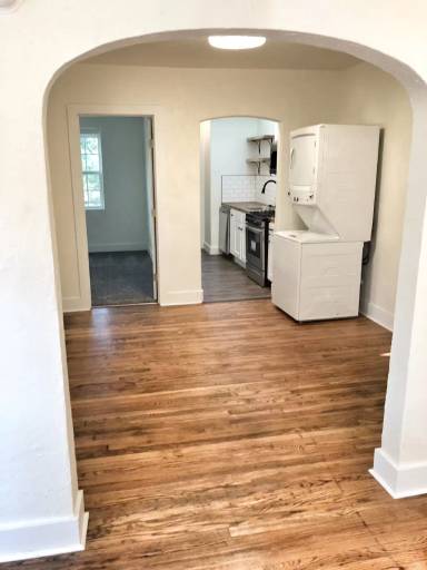 Main picture of 815 NW 33rd St