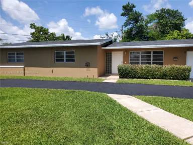 Main picture of 9401 SW 181st Ter