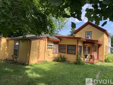 Main picture of 413 Emmet St