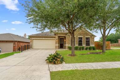 Main picture of 141 Springtree Gate