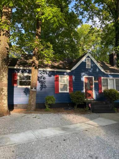 Main picture of 2444 Sylvan Rd