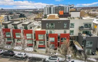Main picture of 2650 W Front View Cres