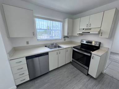 Main picture of 2512 Woodgate Blvd