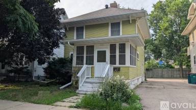 Main picture of 1005 1st St SW