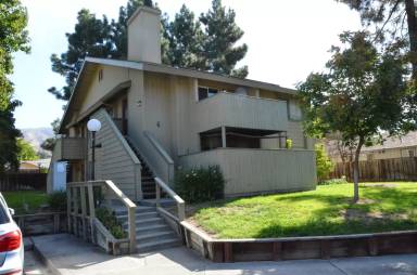 Main picture of 46892 Fernald Cmn