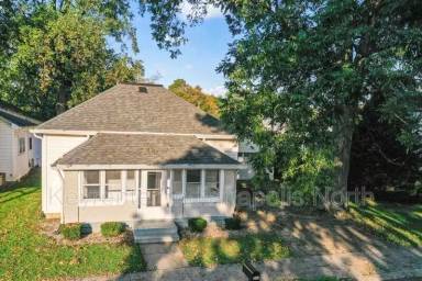 Main picture of 230 S Peru St