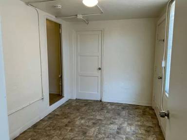 Main picture of 1182 E Gerard Ave