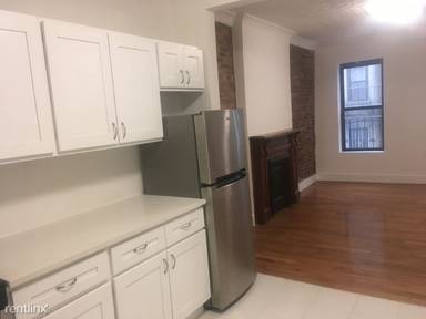 Main picture of 212-18 E 89th St