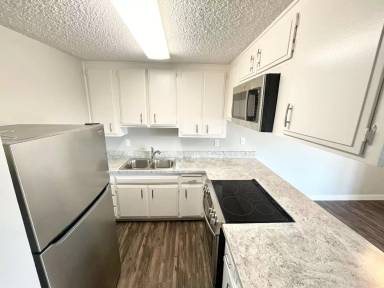 Main picture of 4550 Vandever Ave