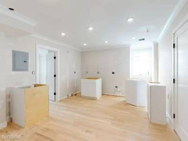 Main picture of 46 Lexington St