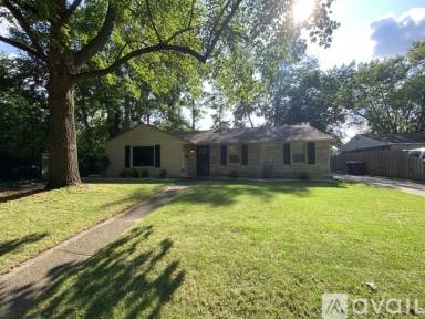 Main picture of 1105 N Niles Ave