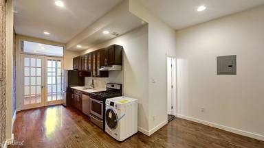 Main picture of 154-56 Adelphi Apartments