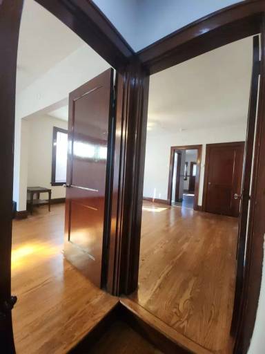 Main picture of 6040 Southwest Ave