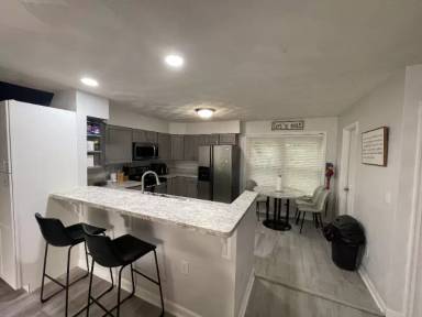 Main picture of 8550 Tidewater Dr