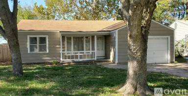 Main picture of 3429 S Gold St