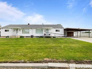 Main picture of 318 Abert Ave