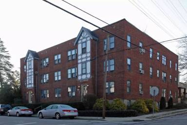 Main picture of 1831 Courtland Ave