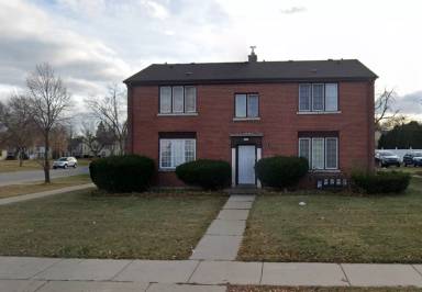 Main picture of 5605 W Capitol Dr
