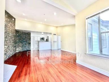 Main picture of 2201 Key West Court
