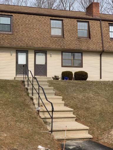 Main picture of 76 Homestead Ln