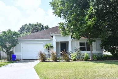 Main picture of 2503 NW 37th Pl