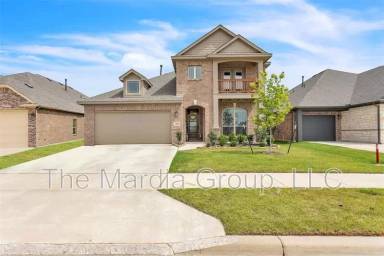 Main picture of 4444 Blue Mist Dr