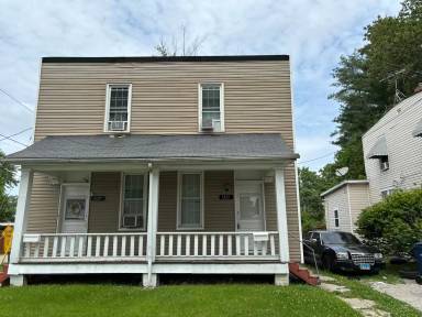 Main picture of 1229 E B St