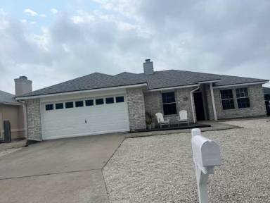 Main picture of 15110 Reales Dr