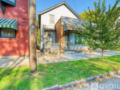 Main picture of 4512 Bridge Ave