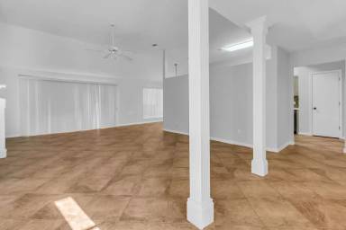 Main picture of 3789 Misty Way