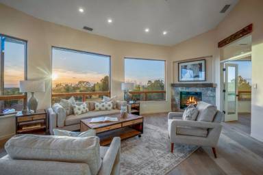 Main picture of 35 Heather Ln