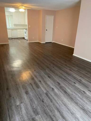 Main picture of 10106 Hillhaven Ave