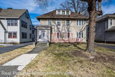 Main picture of 12937 Cedar Rd