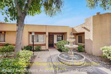 Main picture of 3755 E Edison St