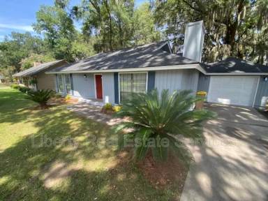 Main picture of 300 Robinson Loop