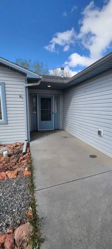 Main picture of 235 Drumlin Cir