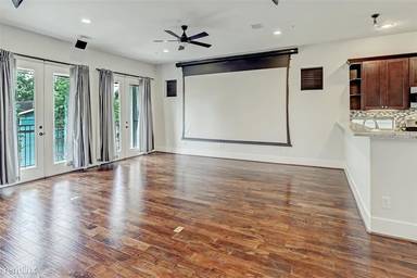 Main picture of 1509 Holly St