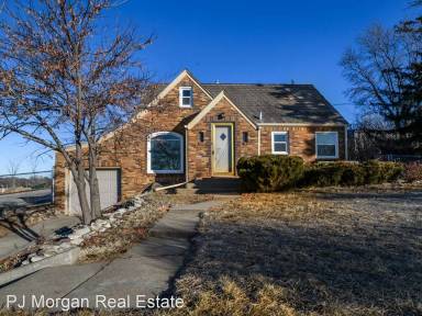 Main picture of 8512 Wirt St