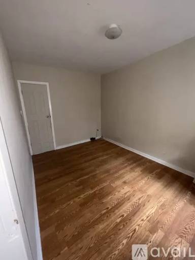 Main picture of 6368 1/2 Forward Ave