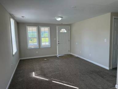 Main picture of 937 Parkertown Rd