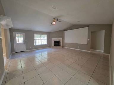 Main picture of 6913 Hanover Ct