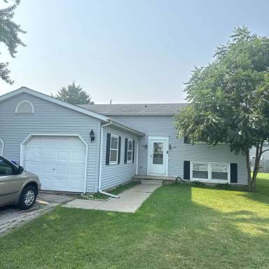 Main picture of 326 Joseph St