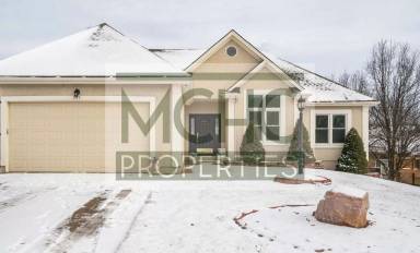 Main picture of 911 SW Bennington Pl