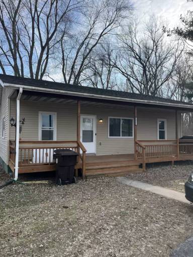 Main picture of 24175 Euclid St