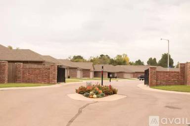 Main picture of 318 Delta Dr
