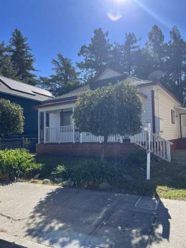 Main picture of 504 Sonoma Ave