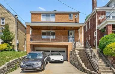 Main picture of 114 Van Wyck Ave