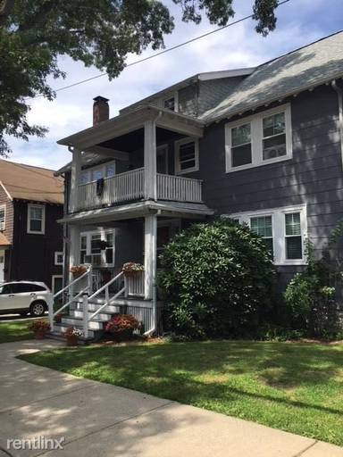 Main picture of 39 Glenmont Rd