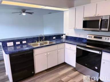 Main picture of 1061 Nomad Rd