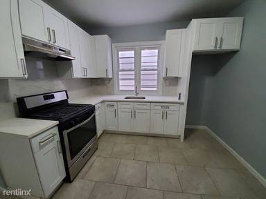 Main picture of 181 S 9th St